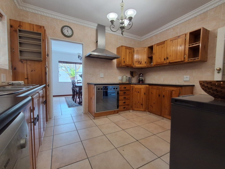 3 Bedroom Property for Sale in Mangold Park Eastern Cape
